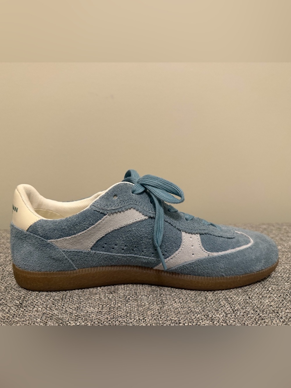 Sam Edelman Blue Suede Court Sneakers - Sz 9 - Like new! - Picture 3 of 6